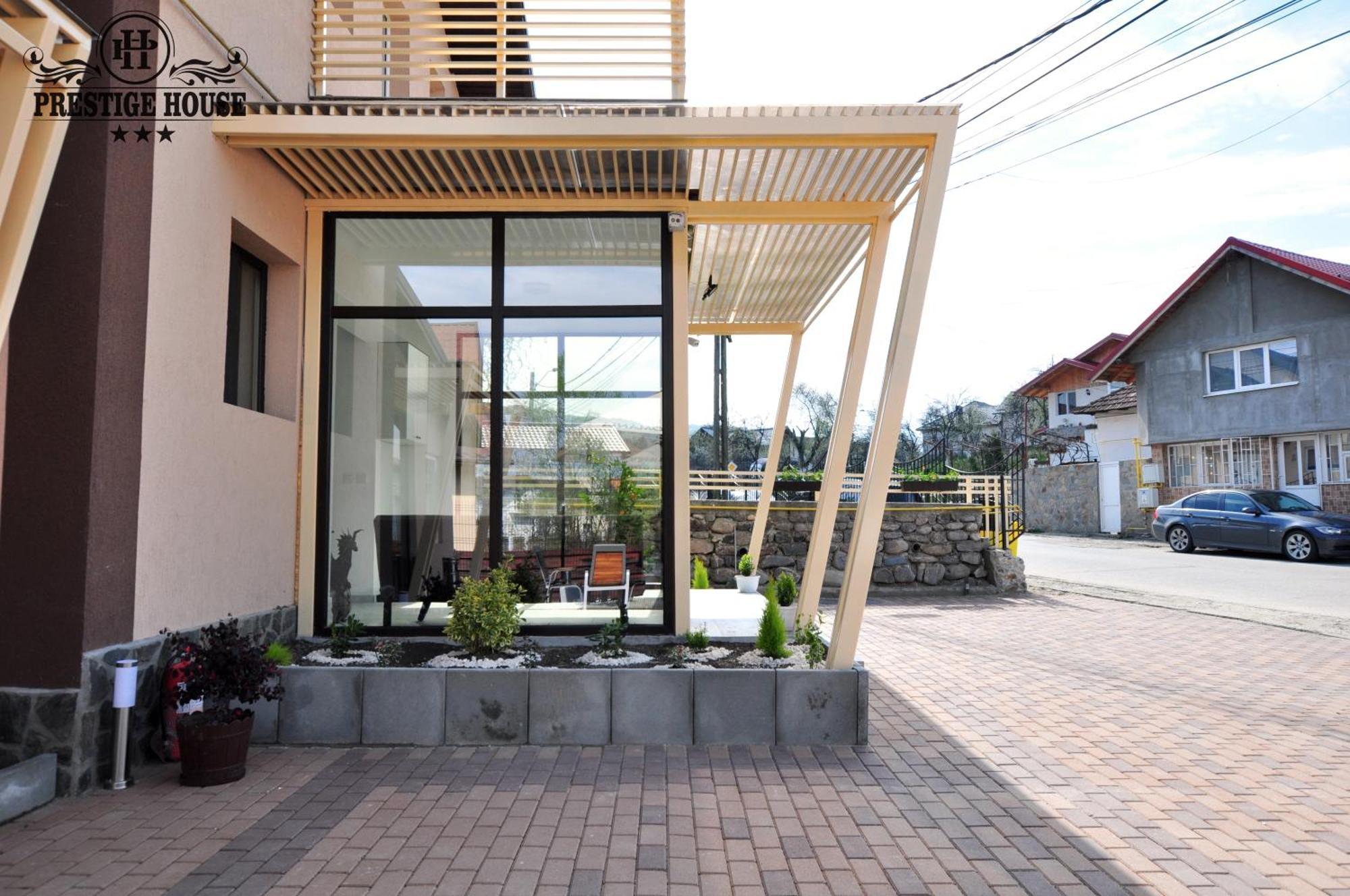Pensiunea Prestige House Curtea de Argeş Exterior foto